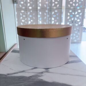 Blanco con dorado grande