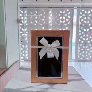 Caja dorada brilloso peq.