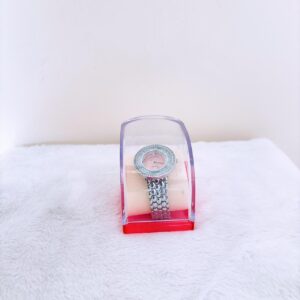 Reloj plateado guess