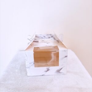 Caja blanca marmoleada