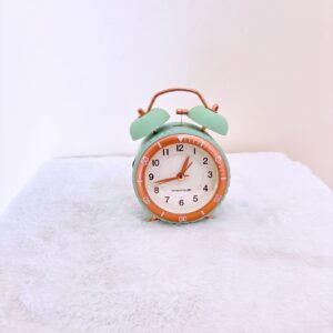 Despertador reloj menta