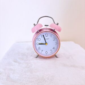 Despertador reloj rosado