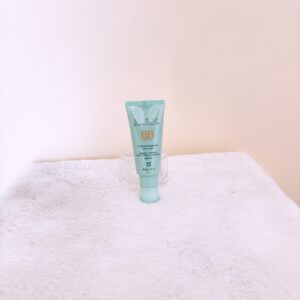 Crema hidratante con color