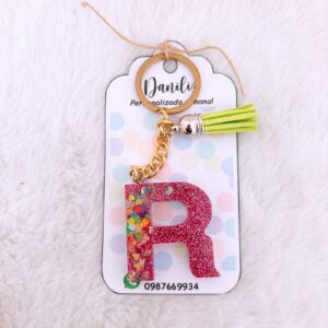 Llavero inicial R rosa
