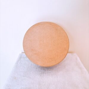 Caja de madera circular mediana