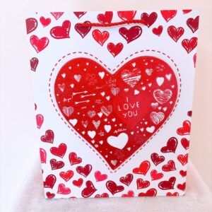 Funda blanca con corazones