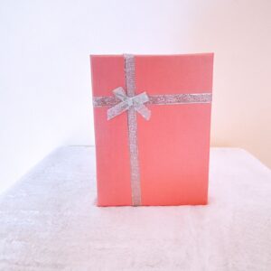 Caja ancha rosa