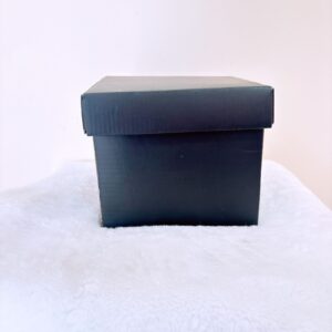 Caja negra cuadrada peq.