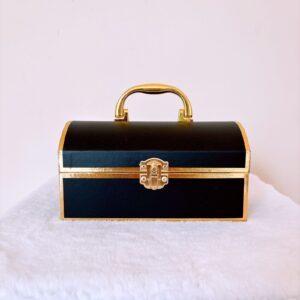 Caja cofre negro