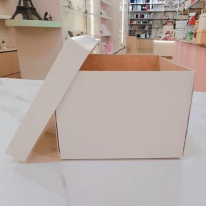 Caja Cuadrada Blanca
