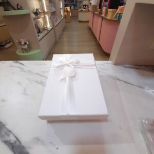 Caja Blanca con Lazo Peque