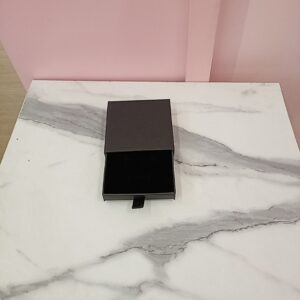 Caja Negra Para Aretes