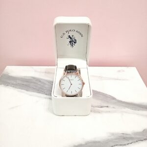 Reloj SKMEI cuadrante blanco