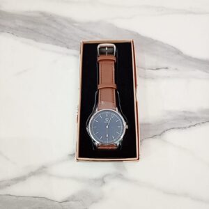 Reloj negro