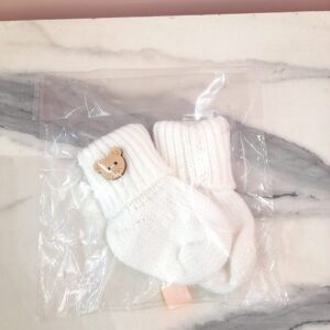 Medias tejidas de bebe