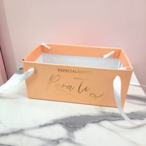 Caja con jaladera piel
