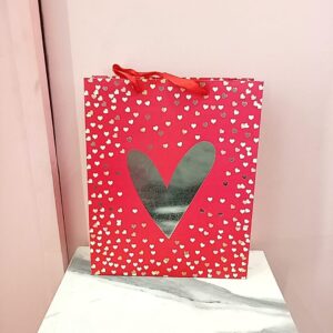 Funda Roja con Corazón Plateado