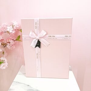 Caja rosada grande con lazo tipo cuerina