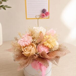 Arreglo grande con velas de flores