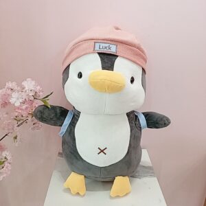 Peluche pingüino c/gorro rosado