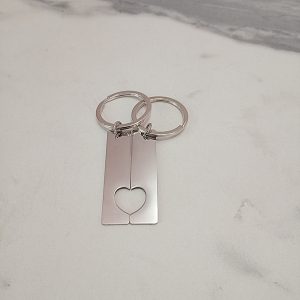 Llavero doble con corazón a la mitad